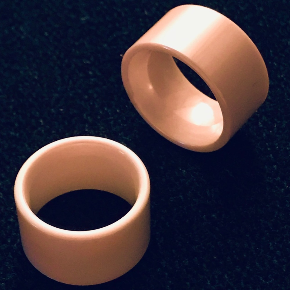 Beautiful Pink Ceramic Ring(s) - Picture 3 of 3